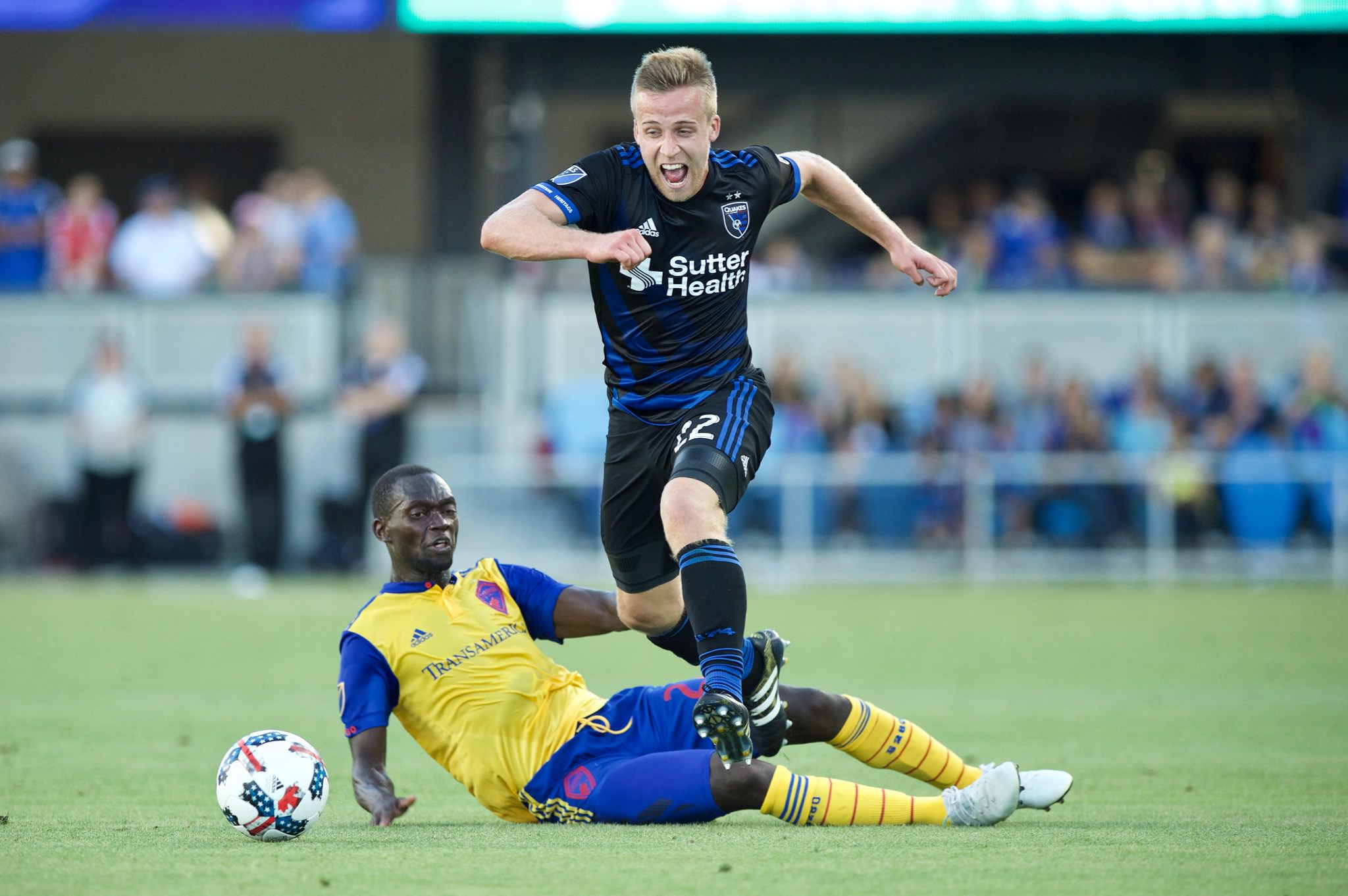 赫斯基：若赢得德甲+欧冠，我相信凯恩今年将有.